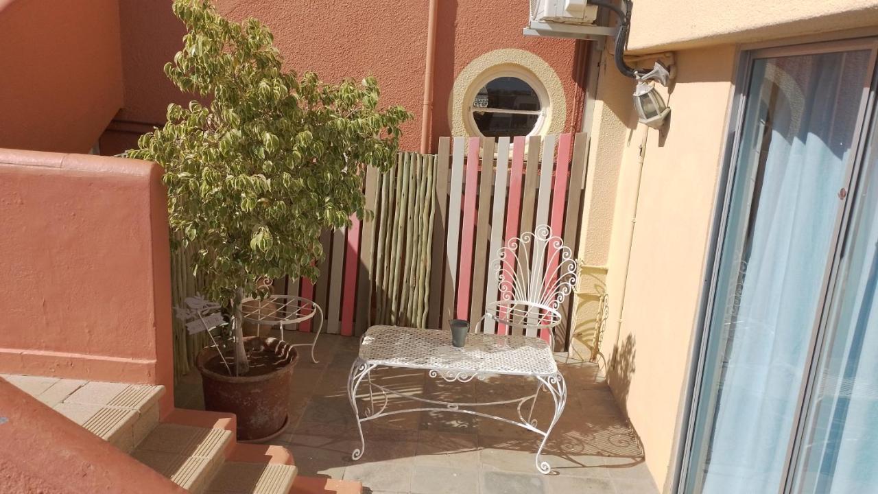 Larochelle Guesthouse Keetmanshoop Bagian luar foto