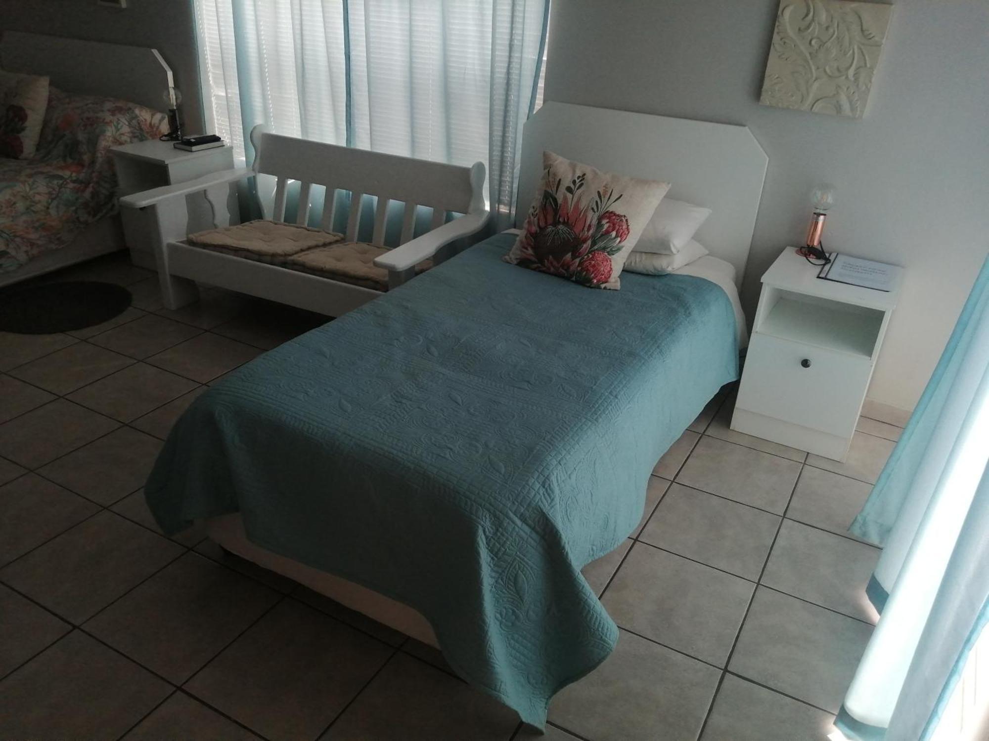 Larochelle Guesthouse Keetmanshoop Ruang foto
