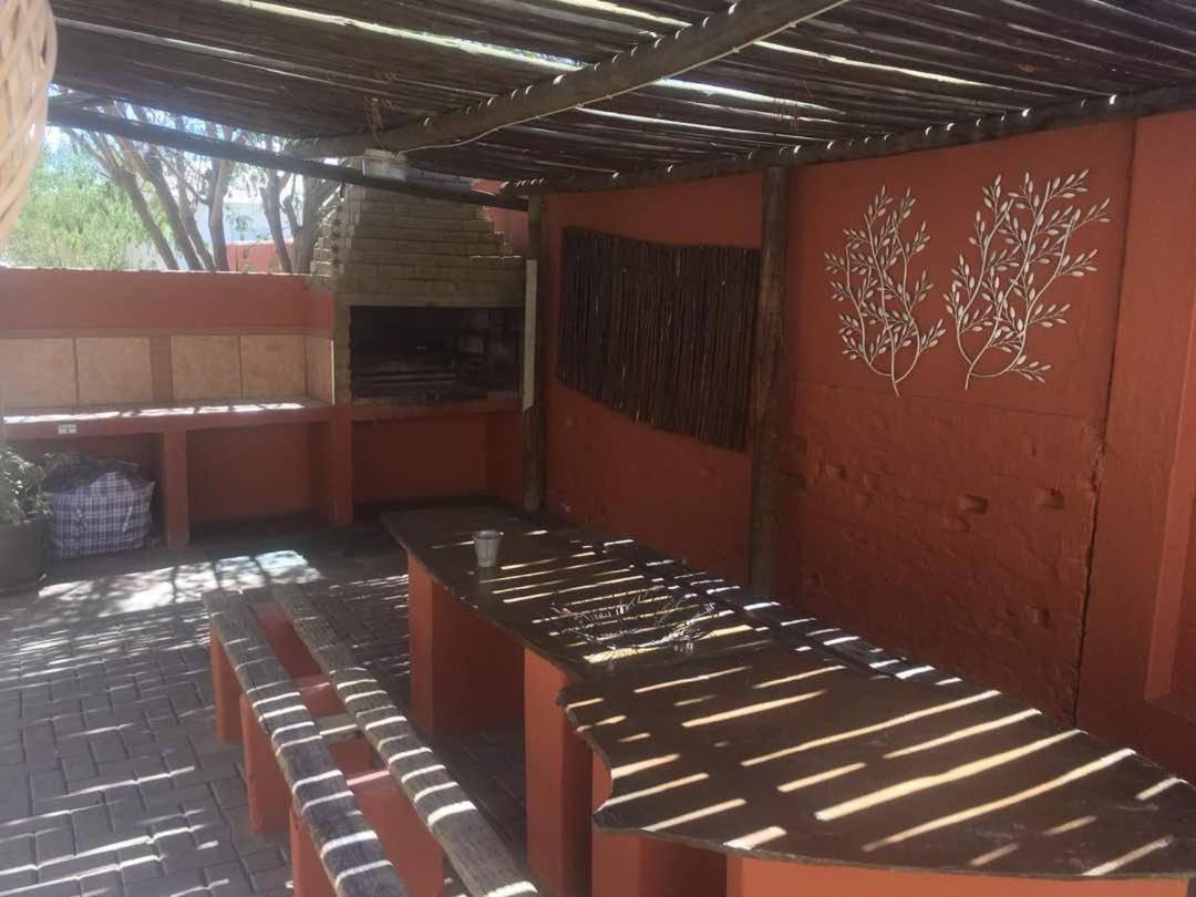 Larochelle Guesthouse Keetmanshoop Bagian luar foto